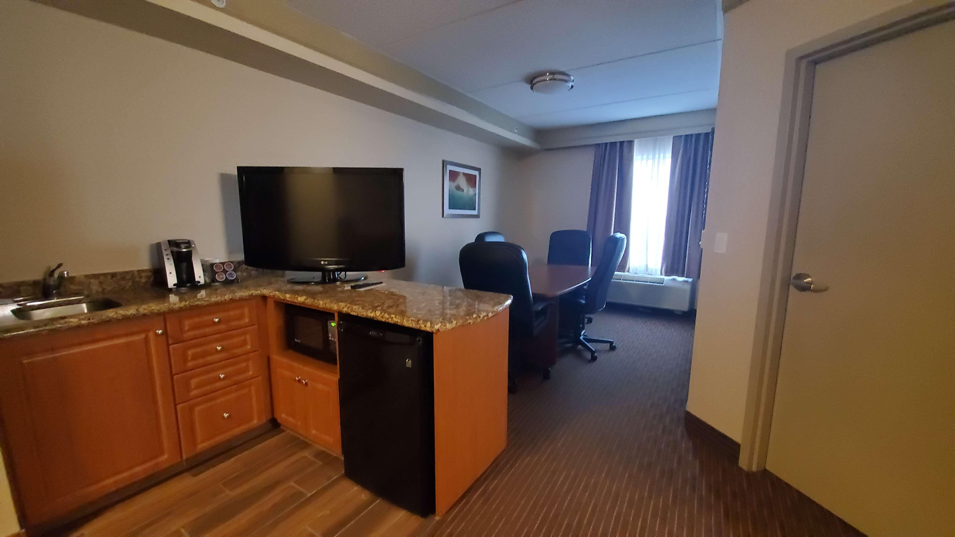Best Western Plus Ватерлоо Екстер'єр фото