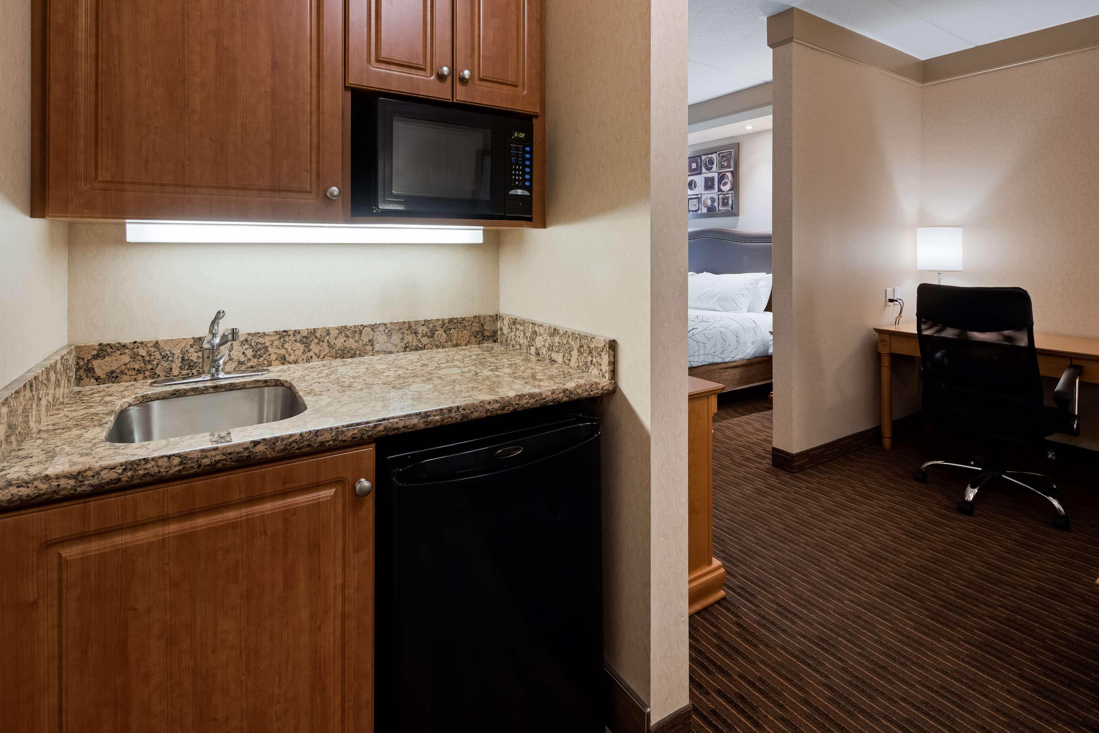 Best Western Plus Ватерлоо Екстер'єр фото